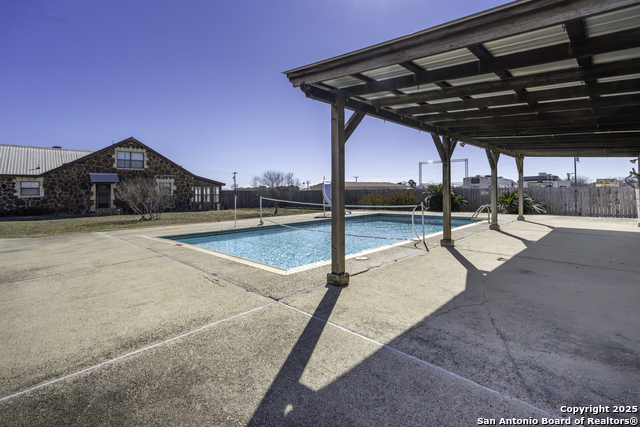 Image 14 of 50 For 1001 Horton Ln