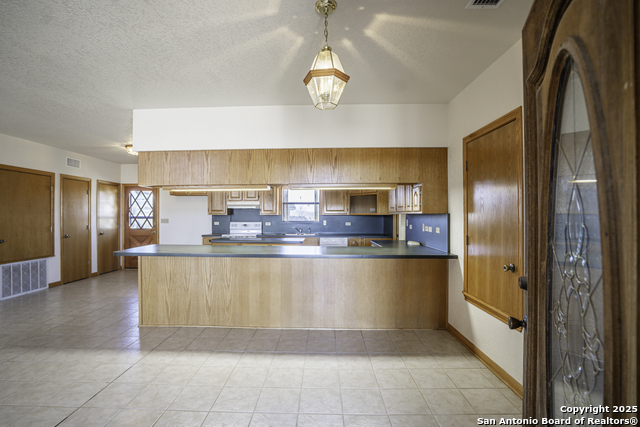 Image 15 of 50 For 1001 Horton Ln