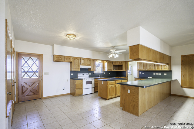 Image 17 of 50 For 1001 Horton Ln