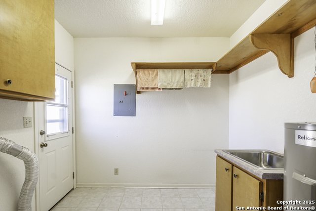 Image 34 of 50 For 1001 Horton Ln