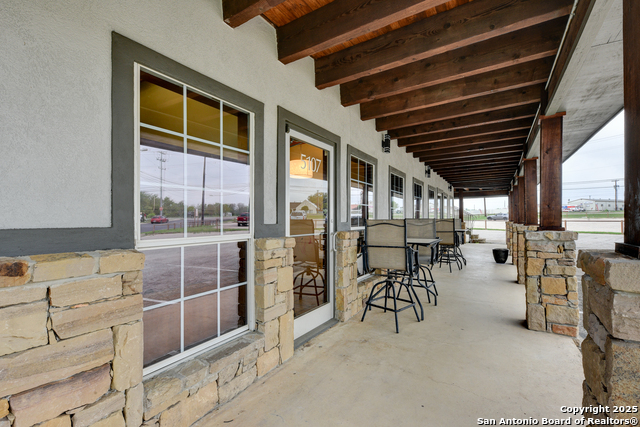 Image 5 of 42 For 5107 Monaco Cir