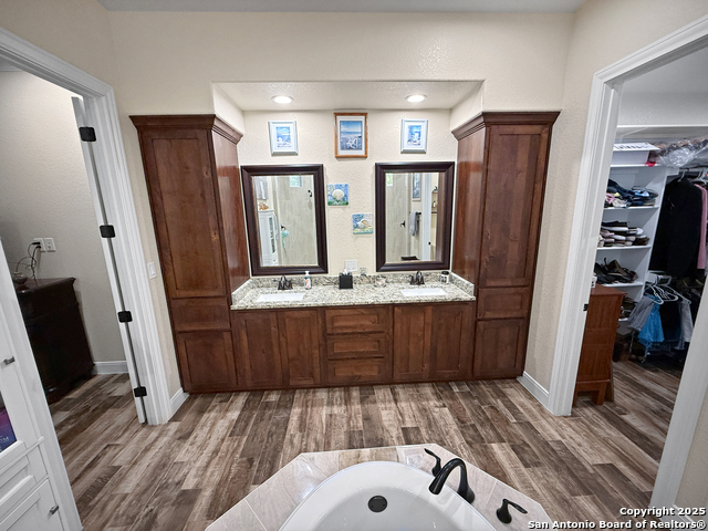 Image 22 of 50 For 246 Cibolo Way