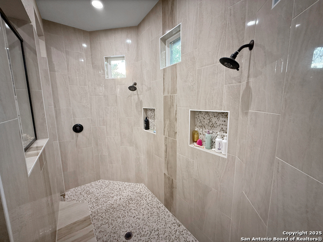 Image 23 of 50 For 246 Cibolo Way