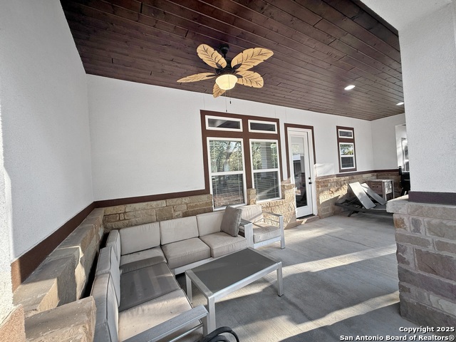 Image 34 of 50 For 246 Cibolo Way