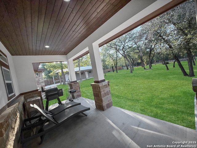 Image 36 of 50 For 246 Cibolo Way