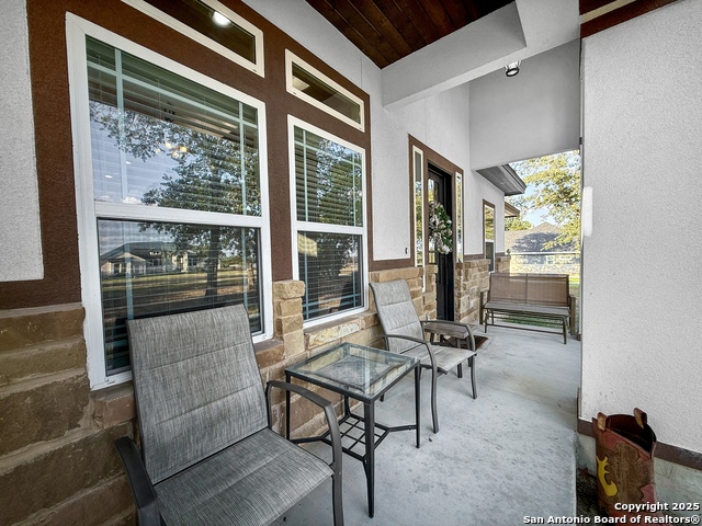 Image 4 of 50 For 246 Cibolo Way