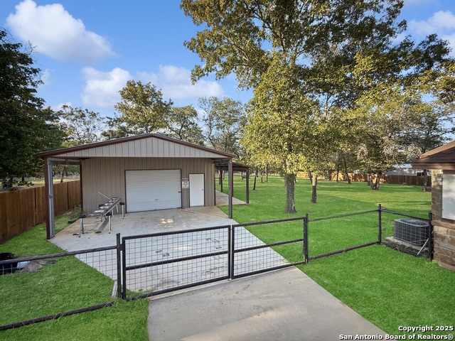 Image 41 of 50 For 246 Cibolo Way