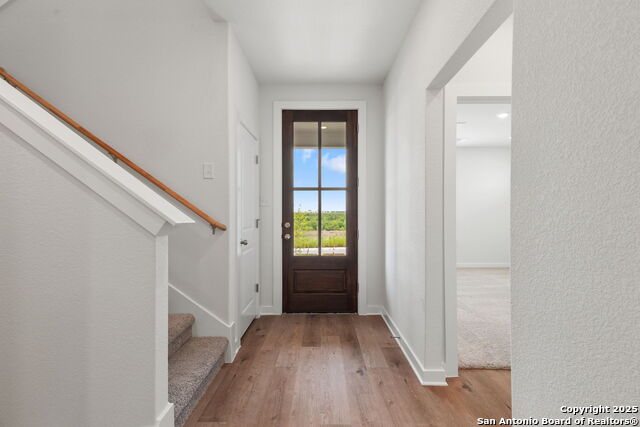 Image 3 of 45 For 705 Salamander St