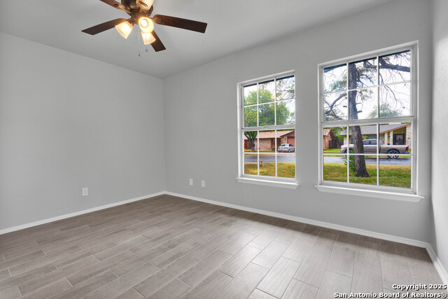 Image 12 of 25 For 1138 Klondike