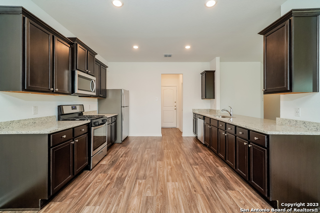 Image 6 of 17 For 4219 Trail De Paris