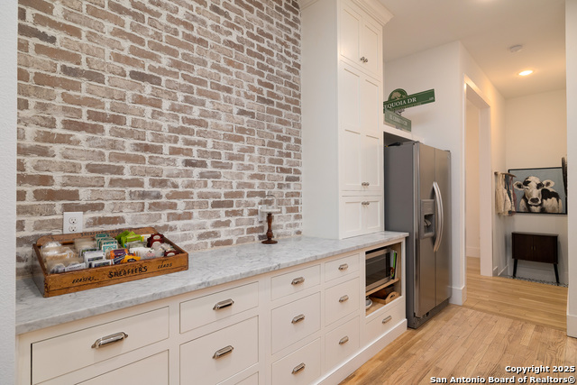 Listing photo id 5 for 125 El Cerrito