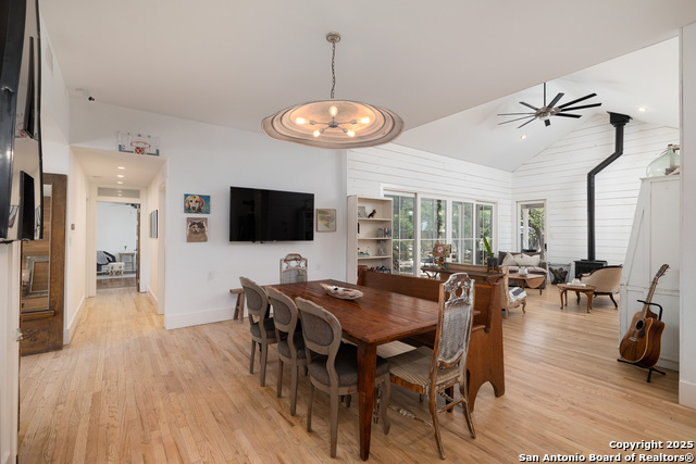 Listing photo id 7 for 125 El Cerrito