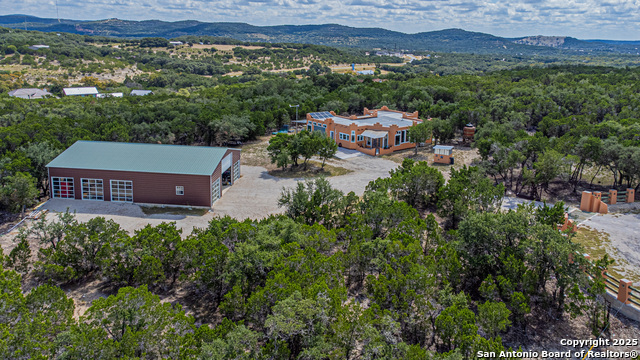Details for 182 Country Point, Lakehills, TX 78063