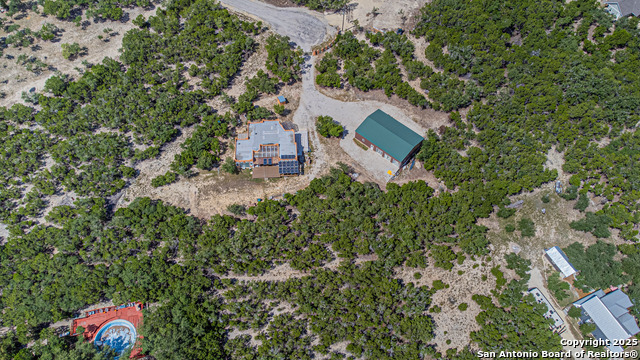 Image 10 of 61 For 182 Country Point