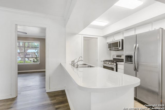 Listing photo id 13 for 1802 Fort Henry St