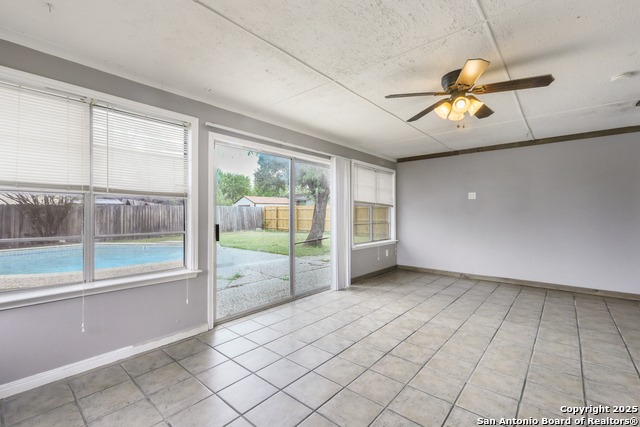 Listing photo id 18 for 1802 Fort Henry St