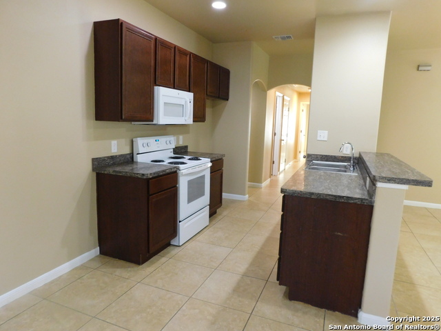 Image 5 of 16 For 6303 Golden Valley Dr