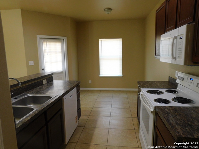 Image 6 of 16 For 6303 Golden Valley Dr