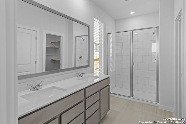 Image 10 of 36 For 641 Salamander St