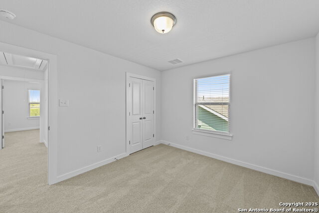 Image 17 of 36 For 641 Salamander St