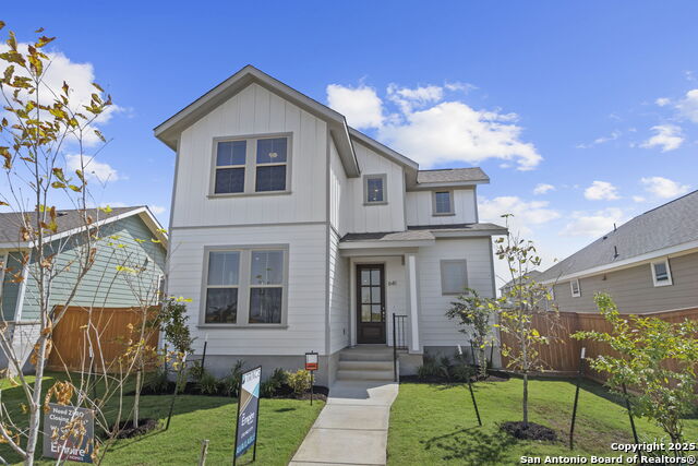 Image 2 of 36 For 641 Salamander St