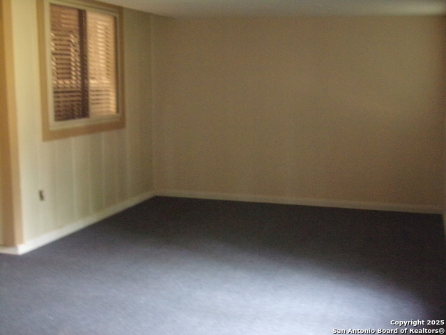 Image 28 of 37 For 615 Amistad Blvd