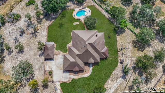 Listing photo id 51 for 584 Arbor View