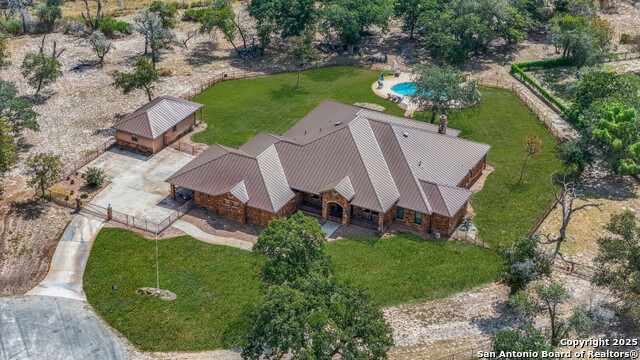 Listing photo id 54 for 584 Arbor View