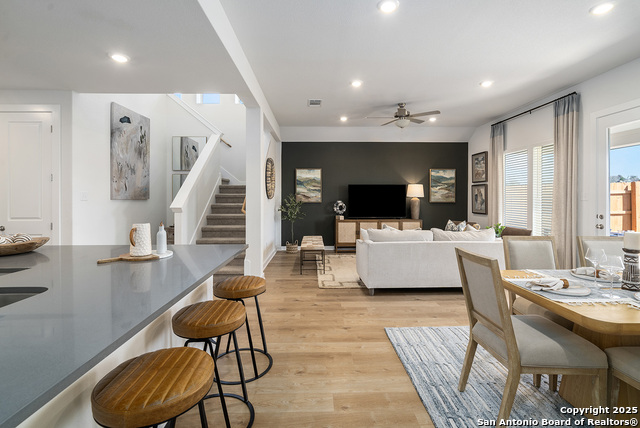 Image 12 of 44 For 409 Salamander St