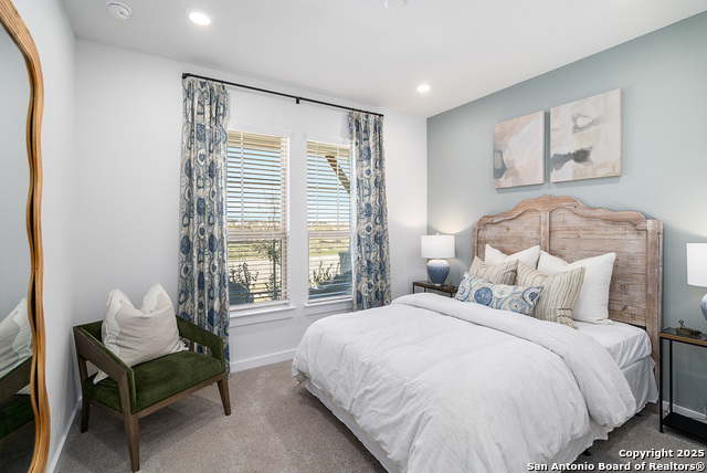 Image 23 of 44 For 409 Salamander St