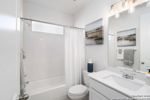 Image 27 of 44 For 409 Salamander St