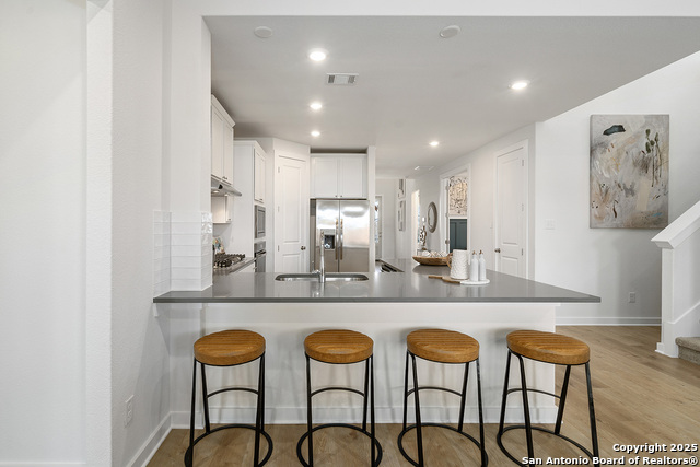 Image 9 of 44 For 409 Salamander St