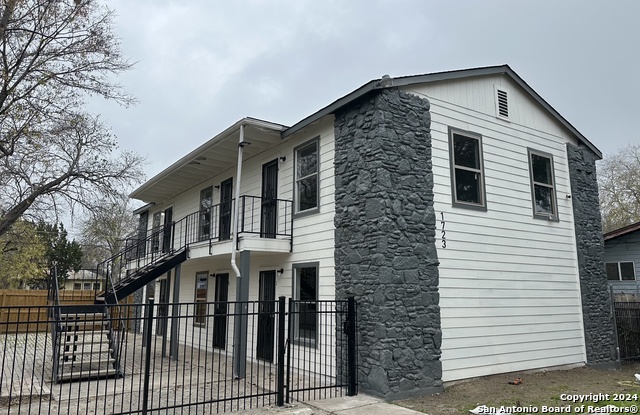 Details for 1723 Mayfield Blvd W 2, San Antonio, TX 78211