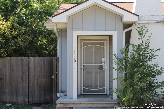 Details for 1450 Craig  1, San Antonio, TX 78201