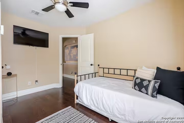 Image 15 of 18 For 10339 Stallion Bay