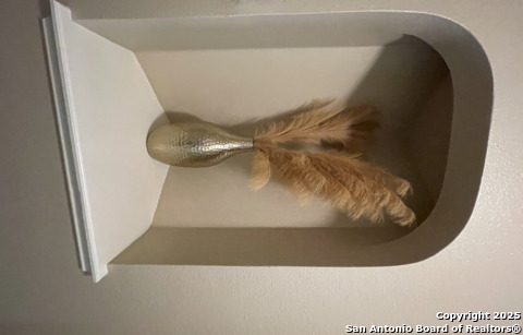 Image 5 of 18 For 10339 Stallion Bay