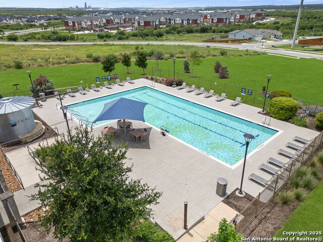 Image 14 of 33 For 424 Salamander St