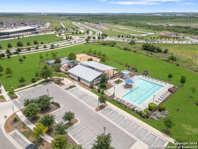 Image 7 of 33 For 424 Salamander St