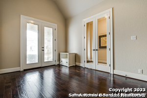 Image 11 of 38 For 8223 Winecup Hill