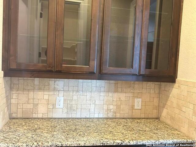 Image 18 of 38 For 8223 Winecup Hill