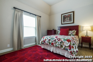 Image 26 of 38 For 8223 Winecup Hill