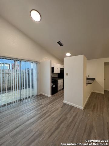 Image 6 of 28 For 8848 Meadow Range St