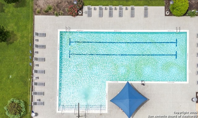 Listing photo id 9 for 502 Salamander St