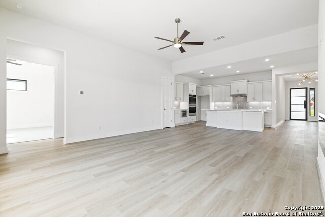 Image 11 of 42 For 29726 Millwood