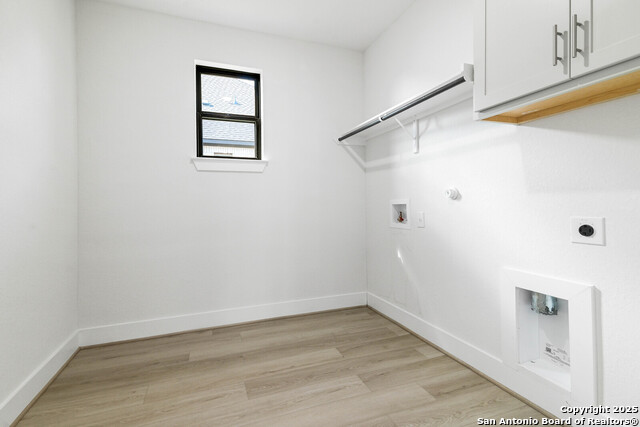 Image 31 of 42 For 29726 Millwood