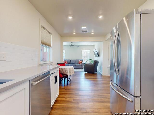 Image 10 of 41 For 138 New Haven