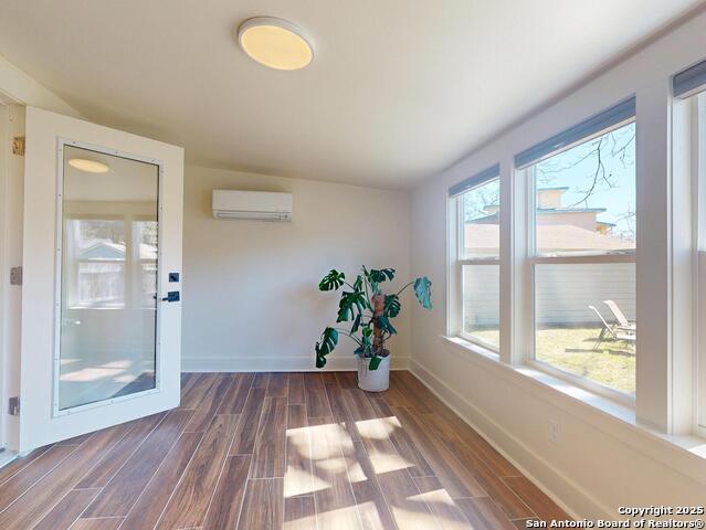 Image 26 of 41 For 138 New Haven