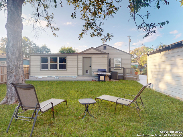 Image 31 of 41 For 138 New Haven