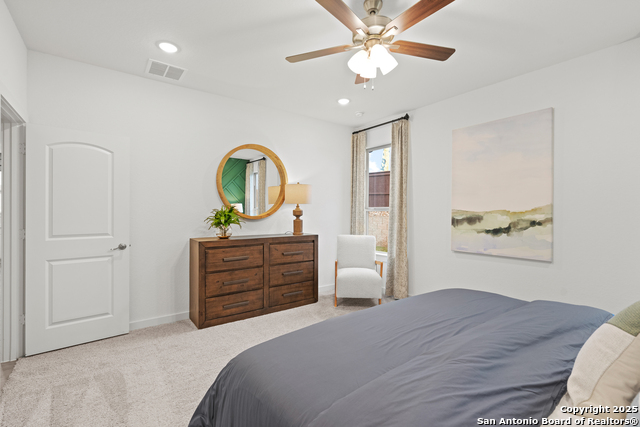 Image 10 of 34 For 233 Saddle Park