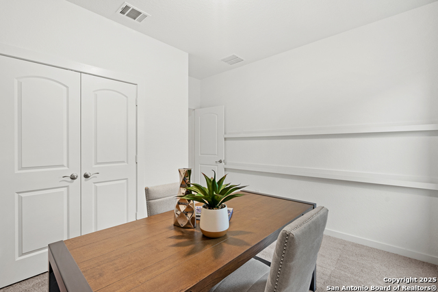 Image 14 of 34 For 233 Saddle Park